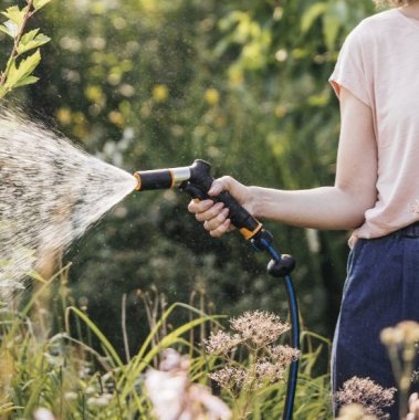 Fiskars nastavitelná zavlažovací sprcha FiberComp 1067193